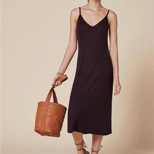 NWT Reformation Amelia dress. Ribbed plum maxi dress